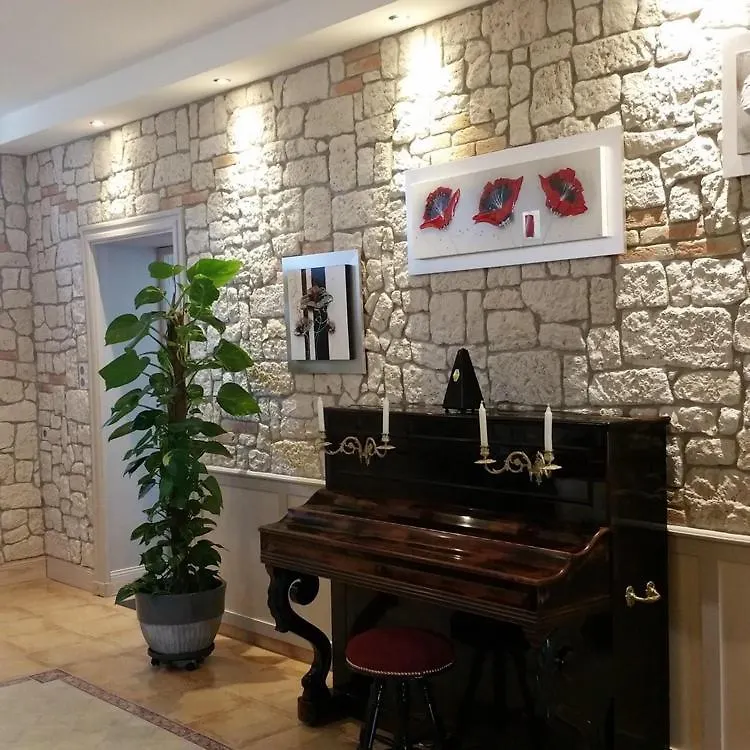 Lisle-sur-Tarn Domaine Christanna B&B 0*,  프랑스